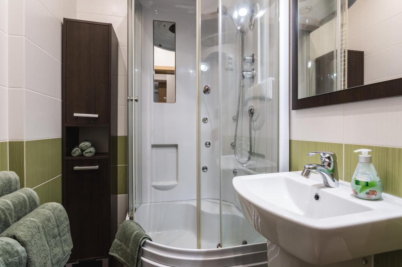 Flexihome Sk - Zborovska - Garage Parking With Electricity - 2 Bedrooms * Kosice